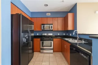 Photo #5: OC25180452 Listing 