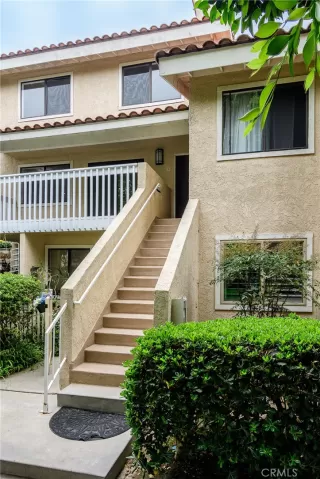 Photo #2: OC25180606 Listing