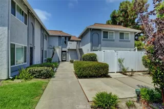 More Details about MLS # OC25180665 : 9694 PETTSWOOD DRIVE 4