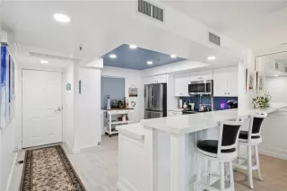 Photo #6: OC25180892 Listing