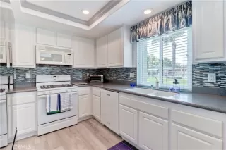 Photo #5: OC25181002 Listing 