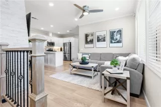 Photo #4: OC25181743 Listing 