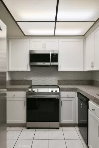 Photo #4: OC25181869 Listing