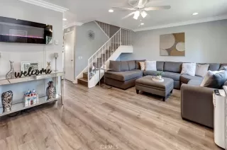 Photo #6: OC25182044 Listing 