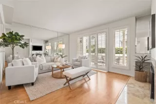 Photo #5: OC25182155 Listing