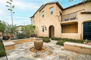 Photo #3: OC25182393 Listing 