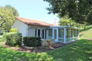 Photo #4: OC25182470 Listing