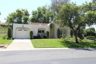 Photo #5: OC25182470 Listing