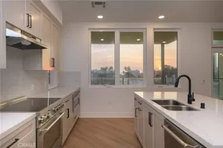 Photo #1: OC25182568 Listing 