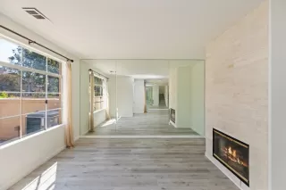 Photo #4: OC25182596 Listing 