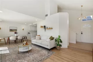 Photo #4: OC25182597 Listing 