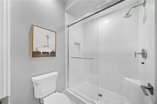 Photo #5: OC25182658 Listing 