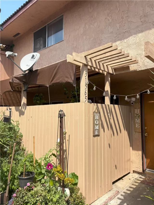 MLS: OC25182861 Condo For Sale