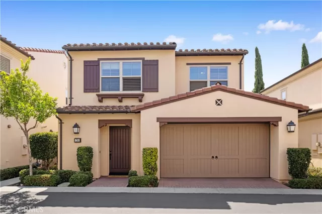 MLS: OC25183146 Condo For Sale