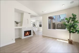 Photo #3: OC25183212 Listing 