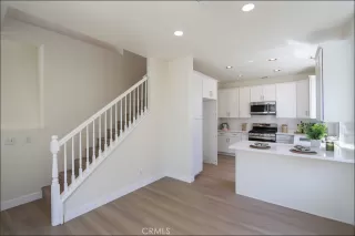 Photo #6: OC25183212 Listing 