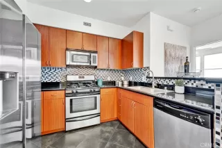 Photo #4: OC25183855 Listing 