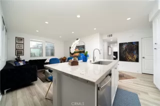 Photo #4: OC25184009 Listing