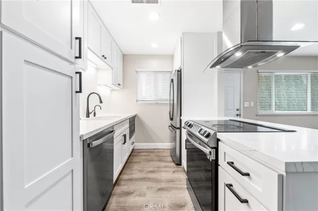 MLS: OC25184279 Condo For Sale