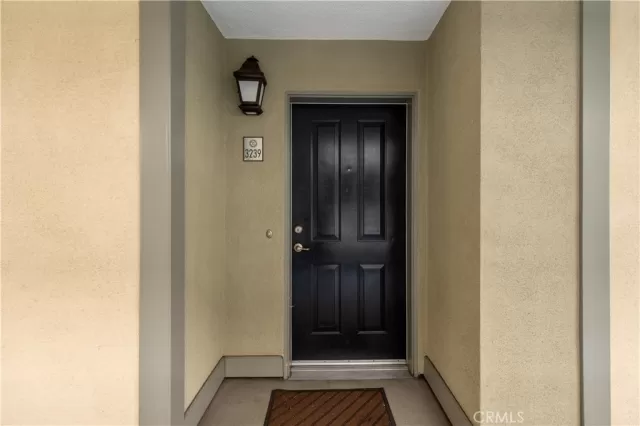 MLS: OC25184395 Condo For Sale