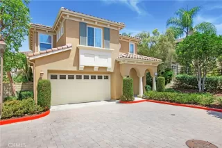 Photo #2: OC25184565 Listing