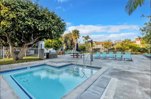 MLS: OC25185145 Condo For Sale