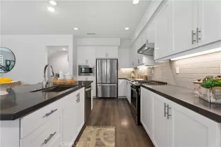 Photo #6: OC25185159 Listing