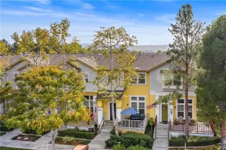 More Details about MLS # OC25185286 : 3 CLIFTON DRIVE