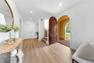 Photo #6: OC25185351 Listing 