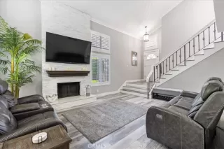 Photo #3: OC25185563 Listing 