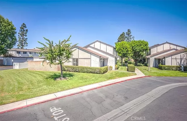 MLS: OC25185736 Condo For Sale