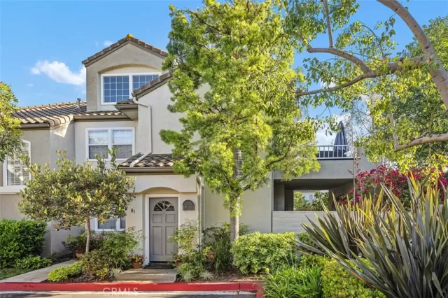 MLS: OC25185774 Condo For Sale