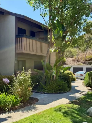 Photo #4: OC25185818 Listing 