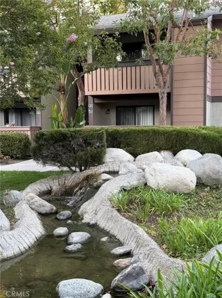 Photo #5: OC25185818 Listing 