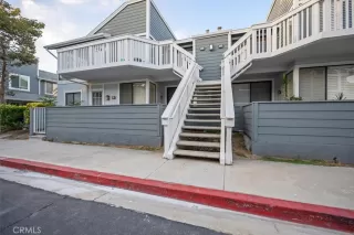 Photo #2: OC25186022 Listing 