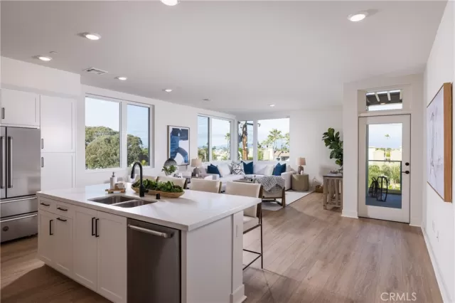 MLS: OC25186260 Condo For Sale