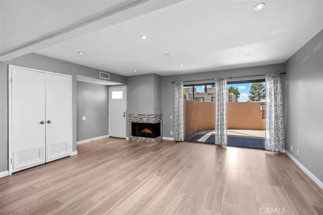 MLS: OC25186272 Condo For Sale