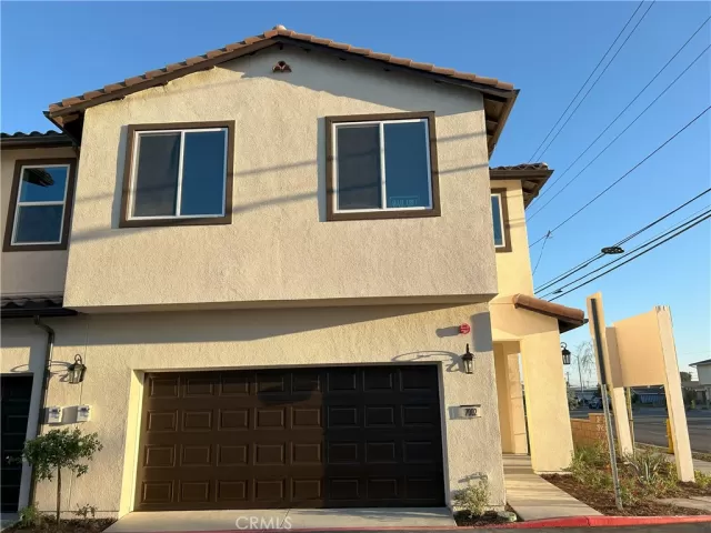 MLS: OC25186483 Condo For Sale