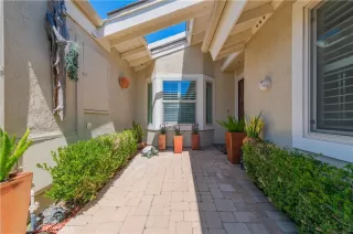 Photo #3: OC25186572 Listing 