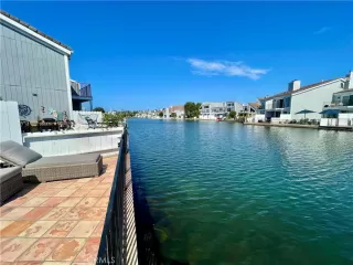 Photo #2: OC25186615 Listing 