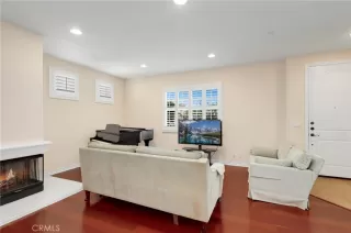 Photo #3: OC25186715 Listing