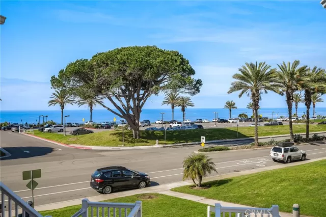 MLS: OC25186858 Condo For Sale