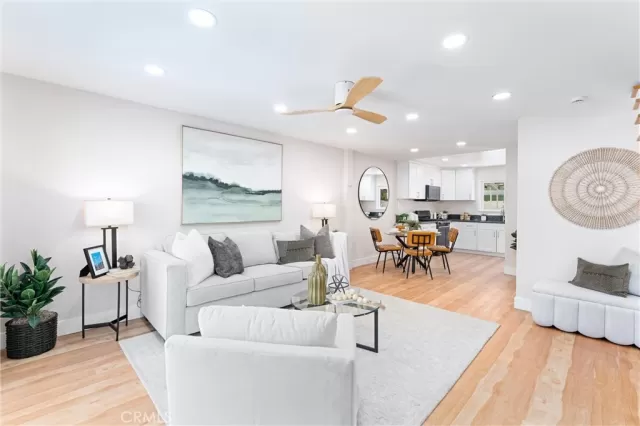MLS: OC25187118 Condo For Sale
