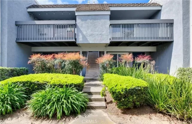 MLS: OC25187125 Condo For Sale