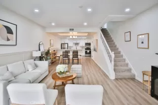 Photo #2: OC25187137 Listing