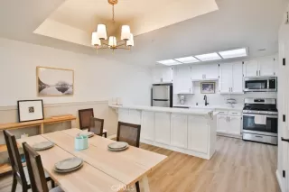 Photo #5: OC25187137 Listing