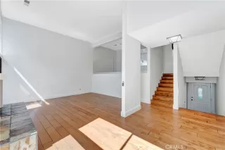 Photo #2: OC25187163 Listing