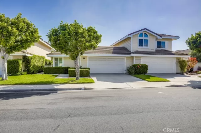 MLS: OC25187250 Condo For Sale