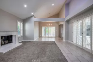 Photo #4: OC25187250 Listing 