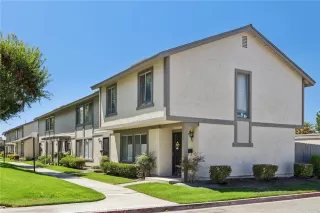 More Details about MLS # OC25187286 : 561 W ALTON AVENUE 39